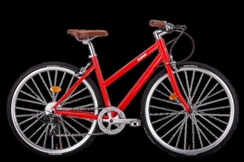 Фото выбрать и купить городской или дорожный велосипед для города и велопрогулок со склада в СПб - большой выбор для взрослого и для детей, велосипед bearbike amsterdam (2021) красный, размер 480 мм велосипеды в наличии - интернет-магазин Мастерская Тимура