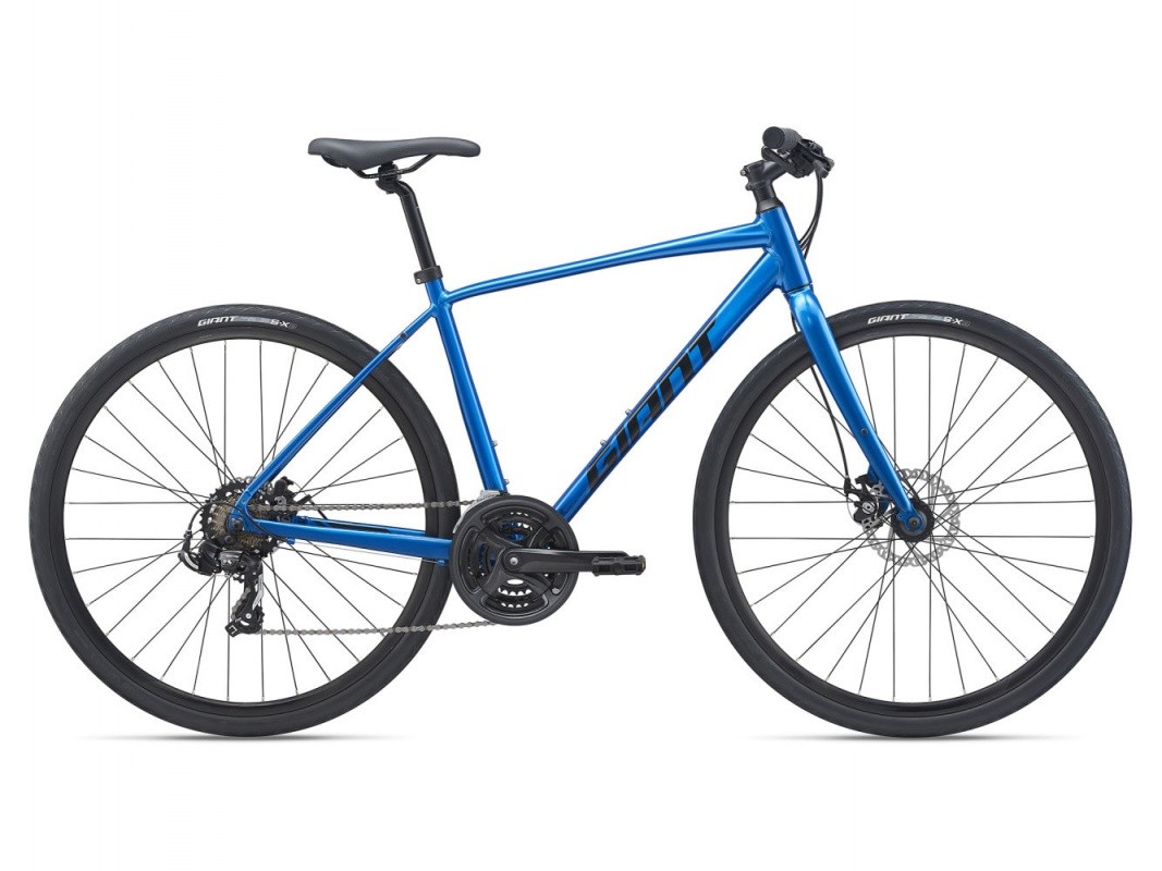 Фото выбрать и купить велосипеды велосипед giant escape 3 disc (2021) синий, размер l со склада в СПб - большой выбор для взрослого и для детей, велосипеды велосипед giant escape 3 disc (2021) синий, размер l в наличии - интернет-магазин Мастерская Тимура