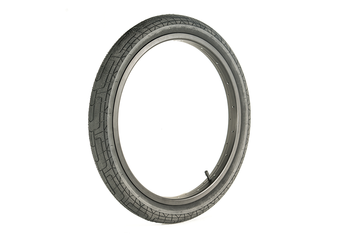 Фото выбрать и купить покрышка 20" 03-002100 grip lock tyre - steel bead 20 x 2.2", цвет black tread/black wall, арт. i30-109a colony для велосипедов со склада в СПб - большой выбор для взрослого, запчасти для велосипедов в наличии - интернет-магазин Мастерская Тимура