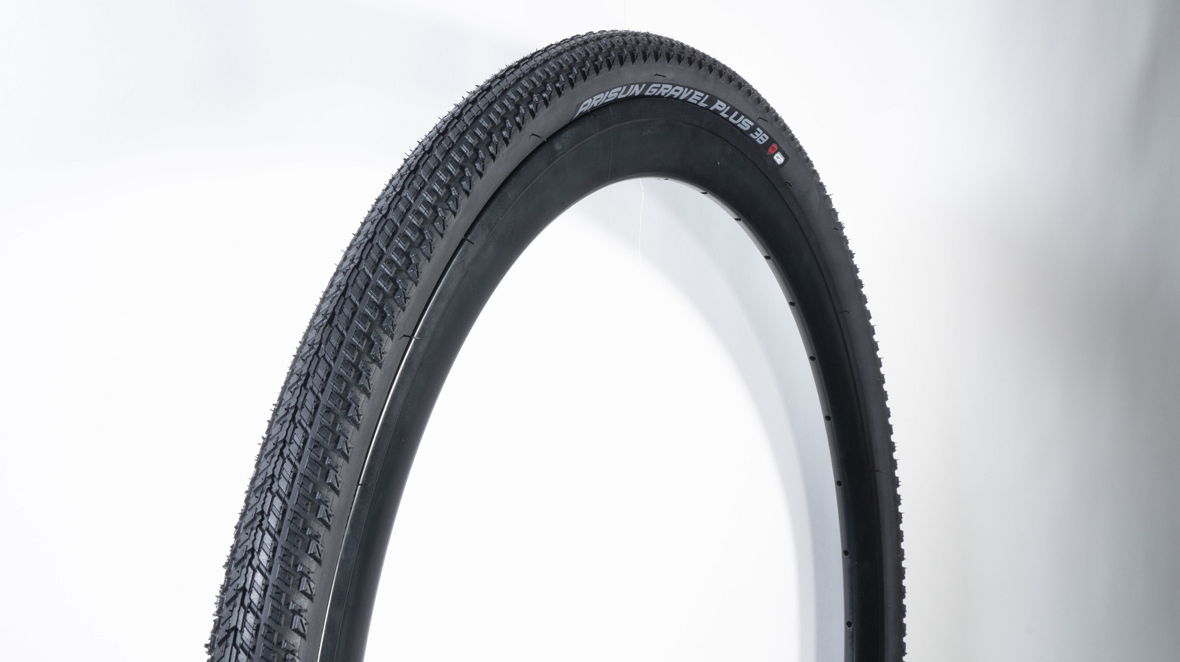 Фото выбрать и купить покрышка arisun 700x38c (40-622), folding, экстра защита боковины rsd+ нейлон, gravel plus 38, 120tpi, 515гр. черная для велосипедов со склада в СПб - большой выбор для взрослого, запчасти для велосипедов в наличии - интернет-магазин Мастерская Тимура