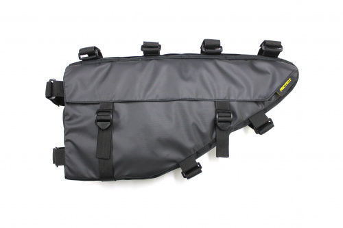 Фото выбрать и купить велосумка под раму, серия bikepacking, 46х24х6 см, цвет черный, protect™ (555-678) На раму, в интернет-магазине, в магазинах в наличии или со склада в СПб - большой выбор для любителей велоспорта, велосумка под раму, серия bikepacking, 46х24х6 см, цвет черный, protect™ (555-678) в наличии - интернет-магазин Мастерская Тимура
